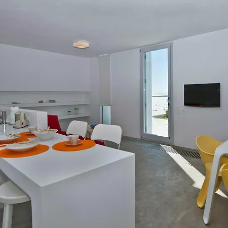 Willa The Edge 5* Seafront Villas Ag.irini